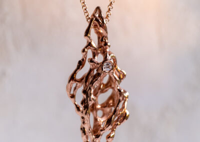 Šperk-ženství-S-SDIAMANTEM-Emaralleya-stříbrný-náhrdelník-pokovený-platinou-a-růžovým-zlatem