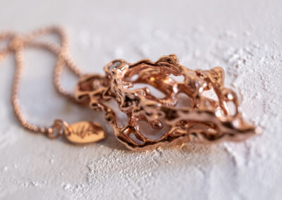 Šperk-ženství-S-SDIAMANTEM-Emaralleya-stříbrný-náhrdelník-pokovený-platinou-a-růžovým-zlatem