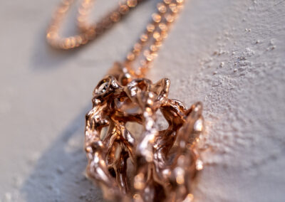 Šperk-ženství-S-SDIAMANTEM-Emaralleya-stříbrný-náhrdelník-pokovený-platinou-a-růžovým-zlatem